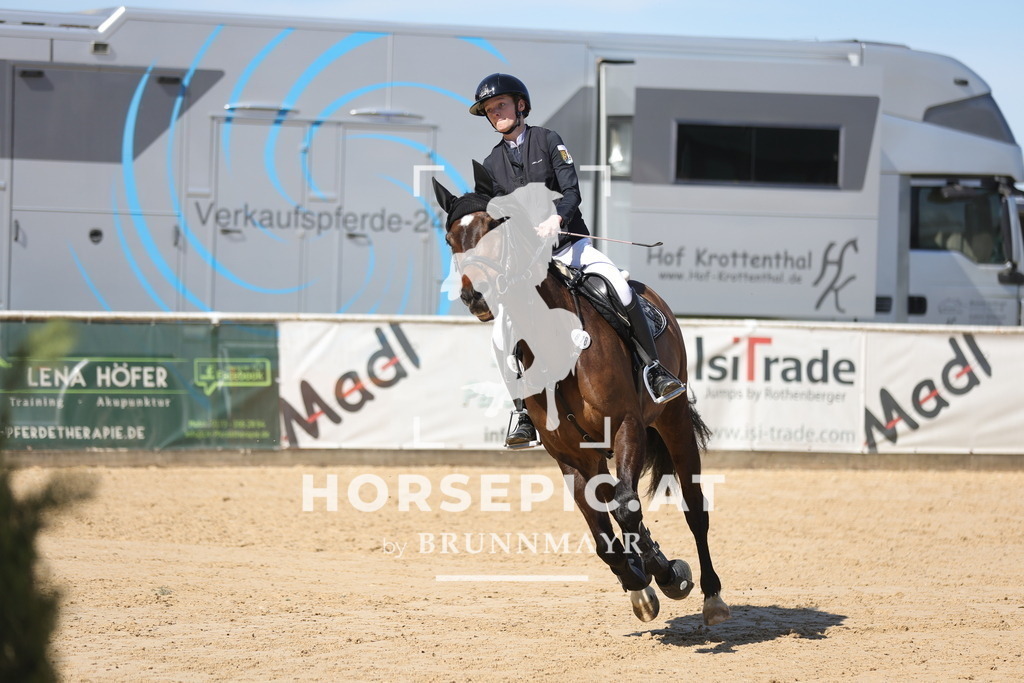 0P6A7834 | Willkommen bei Brunnmayr - Design & Fotografie – Ihrem Spezialisten für Reitturniere und Pferdeveranstaltungen in Oberösterreich, Salzburg und Bayern! Seit über 17 Jahren sind wir leidenschaftlich dabei.