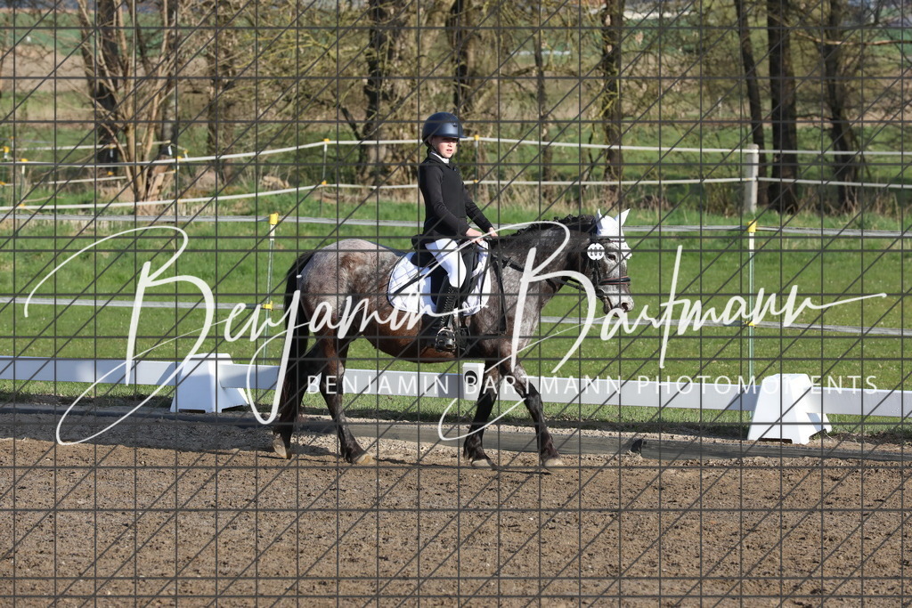 AZ2A2514 | Benjamin Bartmann Photomoments