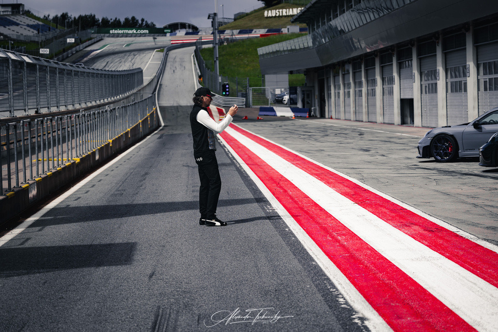Red Bull Ring 2025 | Entdecken Sie die faszinierende Welt von Alexander Tschuncky Arts: Kreative Fotografie, atemberaubende Automobilkunst und hochwertiger Bilderdruck. Lassen Sie sich inspirieren! - Realisiert mit Pictrs.com