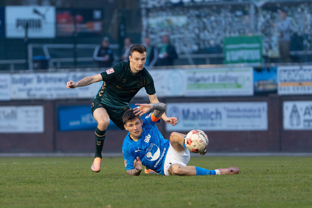 Fußball I Herren I Saison 2025-2026 I Regionalliga Nord I 25. Spieltag I TuS Blau-Weiß Lohne - Werder Bremen II I 5903 | jns.sportfotos - Realisiert mit Pictrs.com