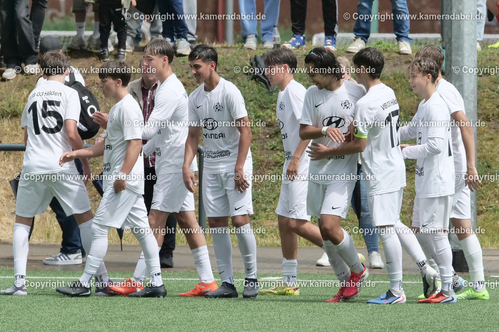 Fußball : C-Junioren : Aufstieg Regionalliga West : SUS 09 Dinslaken - Vfb 03 Hilden am 04.06.2026 in Dinslaken | Fußball : C-Junioren : Aufstieg Regionalliga West : SUS 09 Dinslaken (rotr Trikots)- Vfb 03 Hilden (weiße Trikots) am 04.06.2026 in Dinslaken - Realisiert mit Pictrs.com