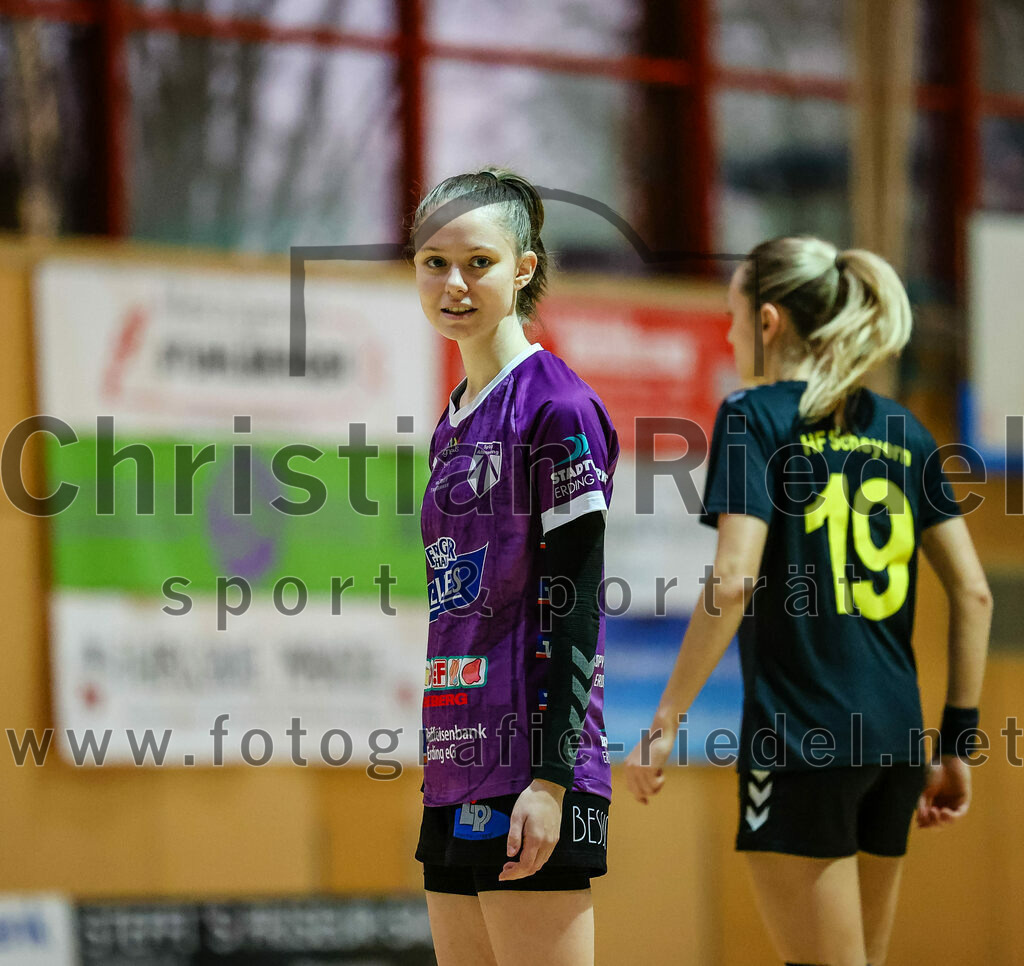 2023-12-17_007_SpVgg_Altenerding_II_gegen_HF_Scheyern | Erding, Deutschland, 17.12.2023:
Handball, Bezirksliga Frauen Altbayern 2023 / 2024, 9. Spieltag, SpVgg Altenerding II gegen HF Scheyern, Endergebnis: 22:26

Foto: Christian Riedel / fotografie-riedel.net
