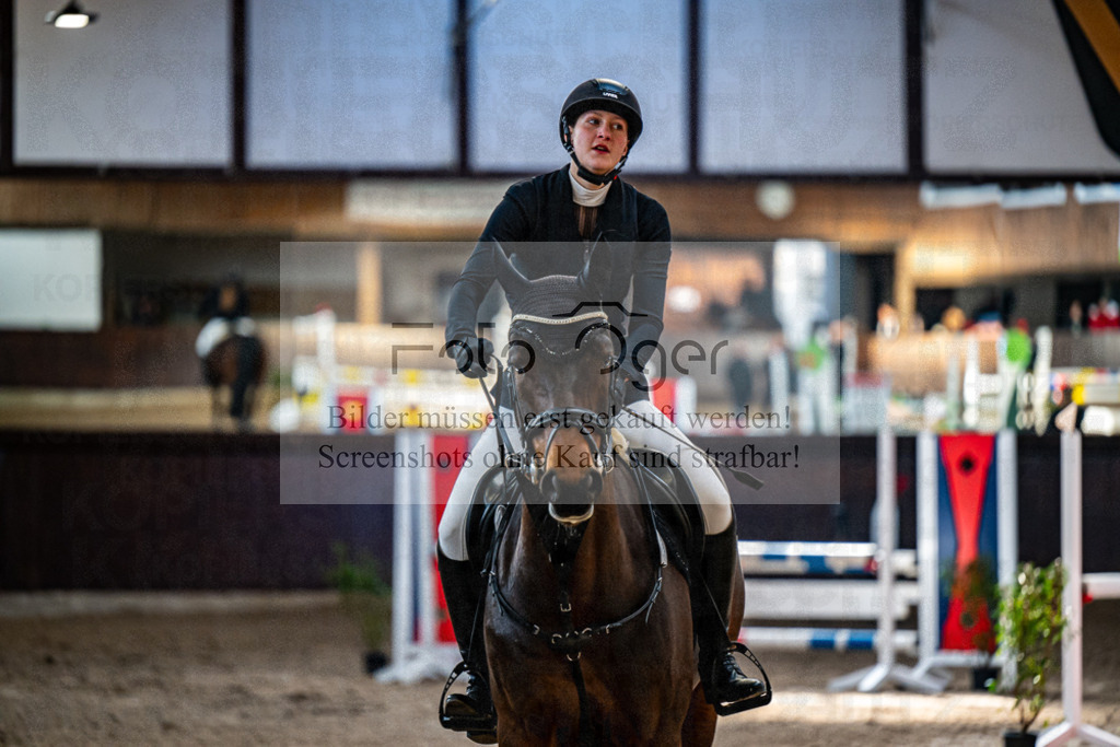 20240309-DOS_6598 | Entdecke hochwertige Reitturnierfotos von Foto Oger. Professionell, emotional und authentisch – jetzt Lieblingsmomente im Shop bestellen.Deutschlandweite Turnierfotografie. - Realisiert mit Pictrs.com