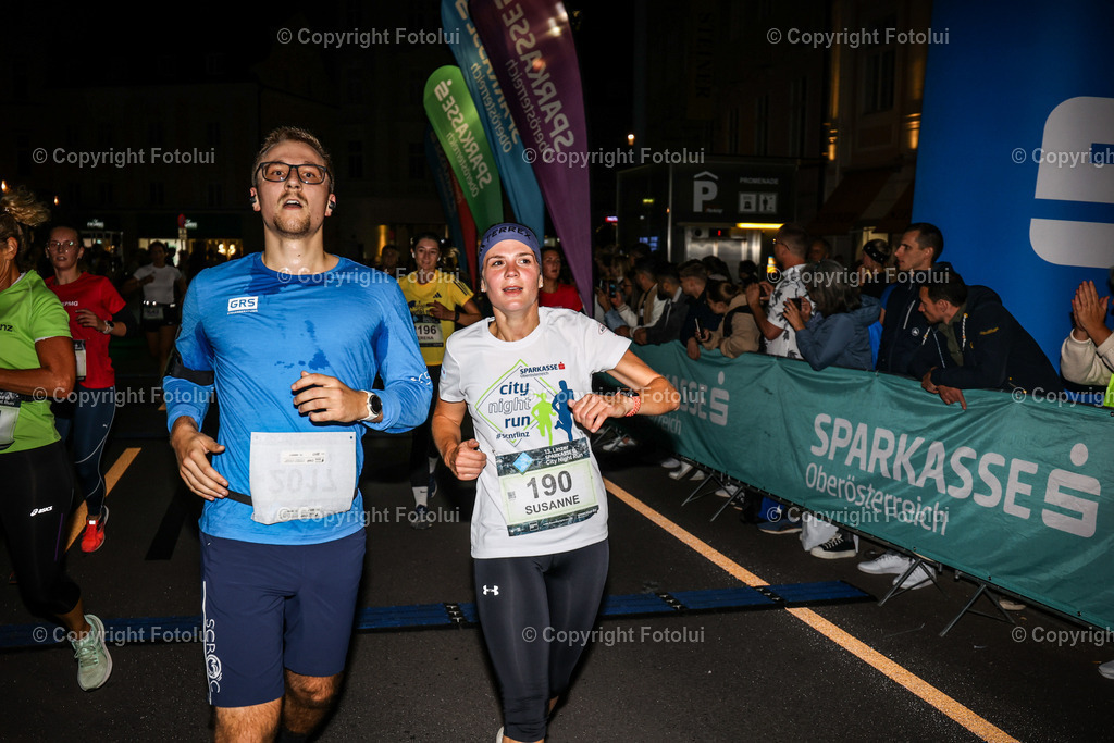 A-BINDER_20240926_0169 | Linz  AUSTRIA,26.Sept..2024 -Night Run Linz, Image shows Photo: Sportmediapics.com/ Manfred Binder