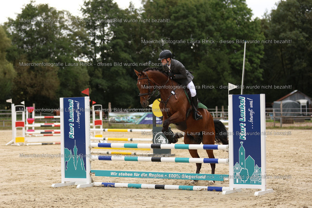 HG9A5093 | laurarinckfotografie - Realisiert mit Pictrs.com