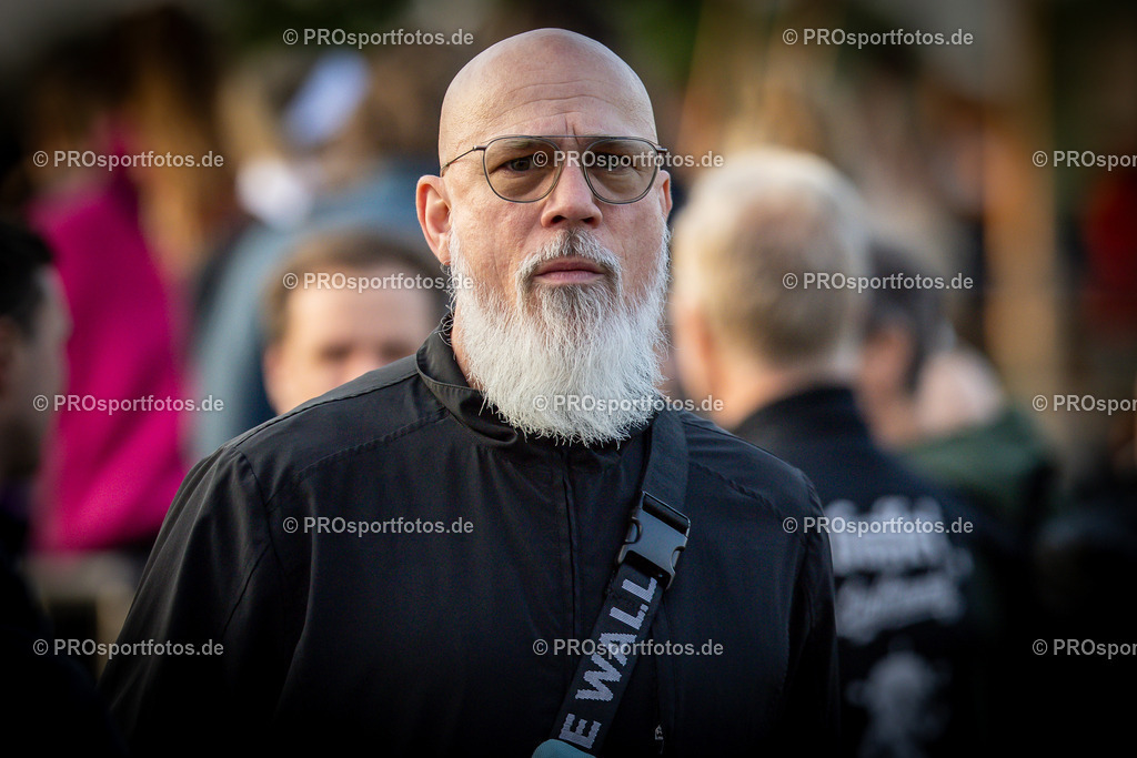 21. ASV Nachtlauf; Koeln, 08.05.24 | Impressionen vom 21. ASV Nachtlauf am 08.05.24 am Tanzbrunnen in Koeln. Foto: BEAUTIFUL SPORTS/Axel Kohring