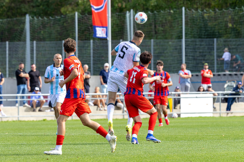 20260830-U19_DFB-Pokal_FCH-1860_085 | 1.FC Heidenheim 1846 vs. TSV 1860 München, Fußball, U19, DFB-Pokal, 2026/2027, 2. Runde, 30.08.2026 in Heidenheim, Walter-Birkhold-Jugendstadion(Foto: Michael Bulling) - Realisiert mit Pictrs.com