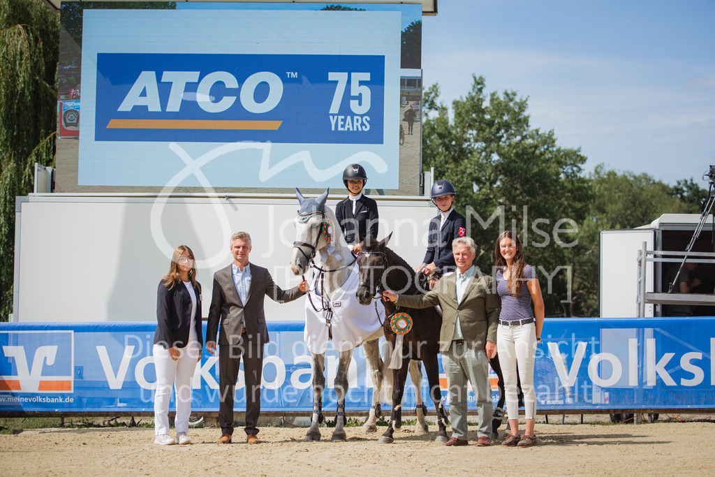 220728_BHO_BT_Stil-L2-459 | Deine schönsten Turniermomente als professionelle Fotos! Entdecke hochwertige Pferdesport-Fotografie im Online-Shop. Jetzt Fotos finden & bestellen!