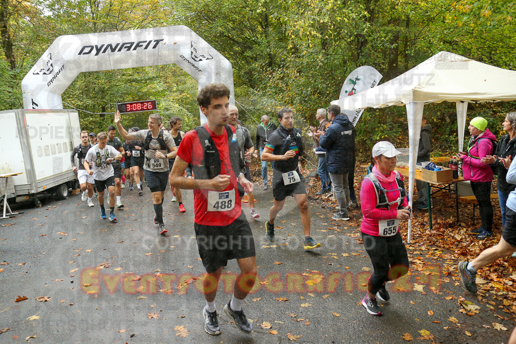 241027_1008_EX1_3530 | Sportfotografie im Rhein-Sieg Kreis, Köln, Bonn, NRW, Rheinland Pfalz, Hessen, etc. Unser Tätigkeitsfeld umfasst den Laufsport vom Volkslauf über den Marathon, Duathlon, Triathon bis zum Ultralauf wie Kölnpfad Ultra oder Schindertrail.