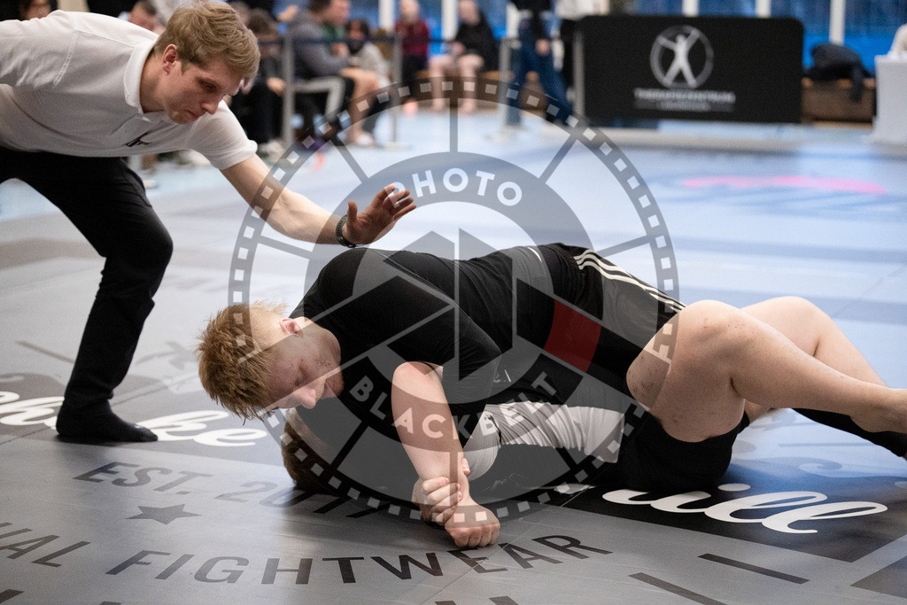 20251129PBB8791 | Fighters compete during the luta livre competition ILLCS XI winter edition on November 29, 2025 in Hannover, Germany.