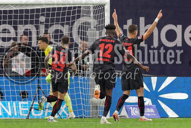 Bayer 04 Leverkusen vs Eintracht Frankfurt - Bundesliga  | Leverkusen, Deutschland, 12.09.25:   Patrick Schick (Bayer 04 Leverkusen) Torjubel, jubelt nach seinem Treffer zum 2:0 waehrend des Spiels der Bundesliga zwischen  Bayer 04 Leverkusen vs Eintracht Frankfurt in der BayArena(Foto von Brauer-Fotoagentur / Adrian Schlueter)