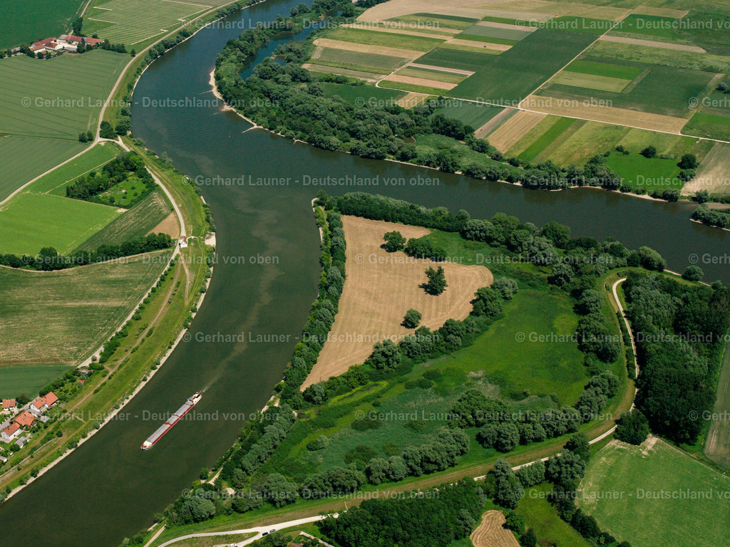 2519978 | UNTERHARTENBERG 01.08.2005 Fluss - Kurvenverlauf Donau und Alte Donau in Unterhartenberg im Bundesland Bayern, Deutschland. // River - curve course Danube and Alte Donau in Unterhartenberg in the state Bavaria, Germany. Foto: Gerhard Launer