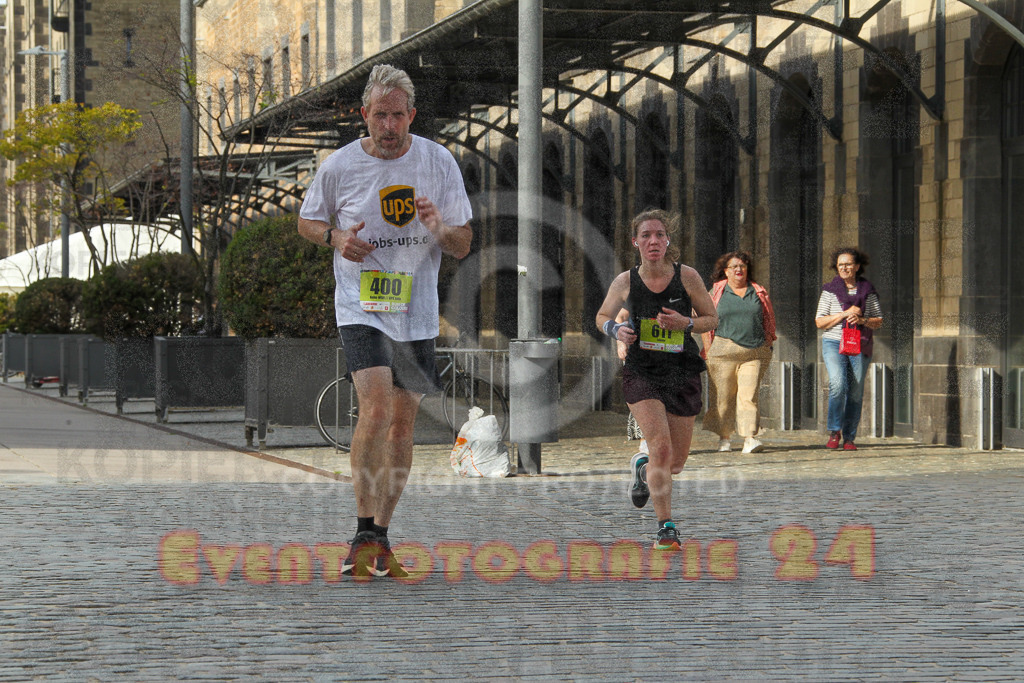 250920_1538_EV4_9325 | Sportfotografie im Rhein-Sieg Kreis, Köln, Bonn, NRW, Rheinland Pfalz, Hessen, etc. Unser Tätigkeitsfeld umfasst den Laufsport vom Volkslauf über den Marathon, Duathlon, Triathon bis zum Ultralauf wie Kölnpfad Ultra oder Schindertrail.