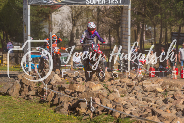 JHF.ECHT.4h.Samstag7 | jennyhubatsch-endurofotografie