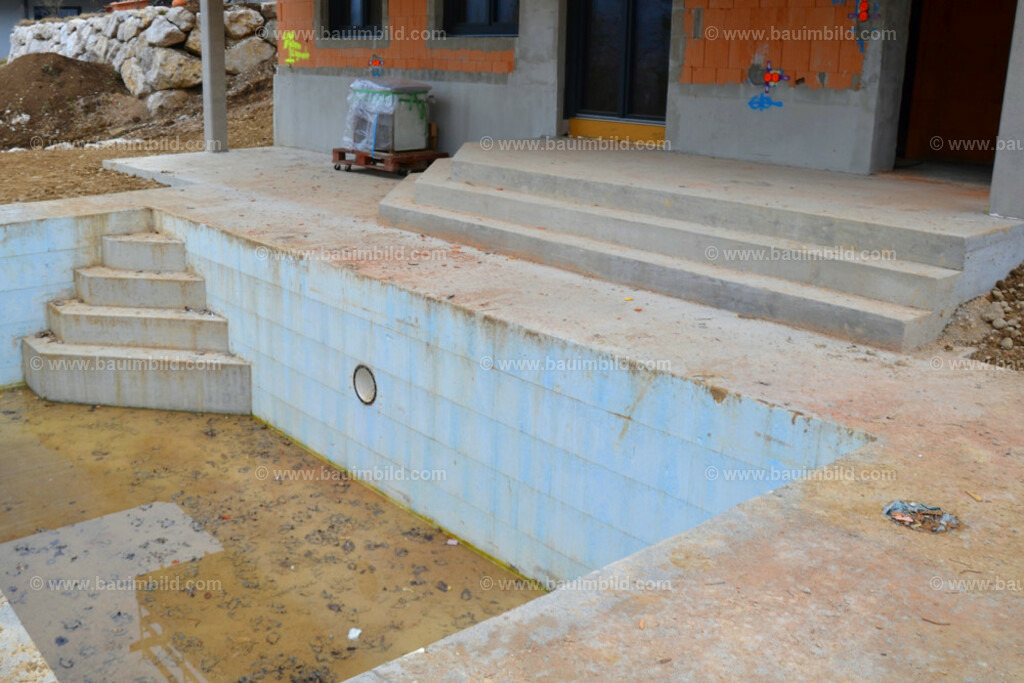 bib-lg04-betonarbeiten-treppen-0775 | Nach LV-Leistungsgruppen sortierte Detailfotos über den Bau eines Hauses. Alle Hausbau-Bilder direkt vom Urheber und Autor der Website Haus-Selber-Bauen.com