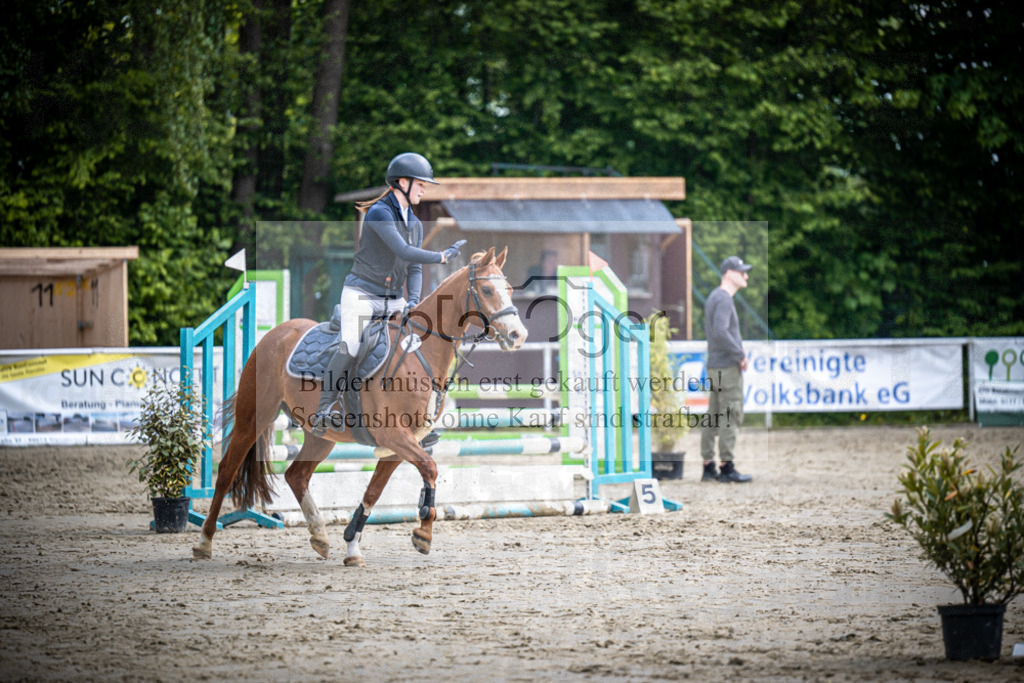 DOS_1760 | Reitturnier Venne - Realisiert mit Pictrs.com