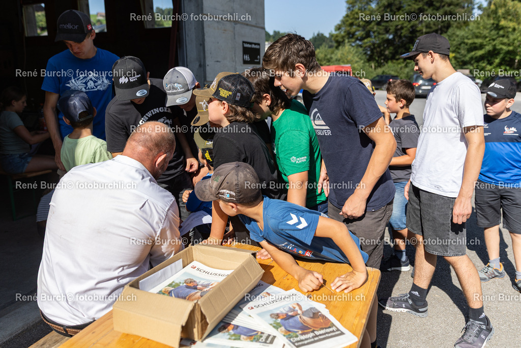 602A0765 | René Burch leidenschaftlicher Fotograf aus Kerns in Obwalden.  Hier finden sie Sport, Landschaft und Natur Fotografie.
 - Realisiert mit Pictrs.com