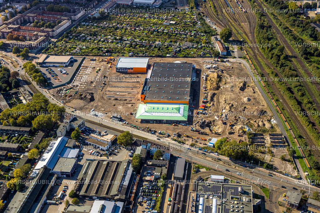 Duisburg241003335 | Luftbild, Baustelle mit Neubau der Gesamtschule auf dem ehemaligen Gelände der Didier-Werke, Wanheimerort, Duisburg, Ruhrgebiet, Nordrhein-Westfalen, Deutschland