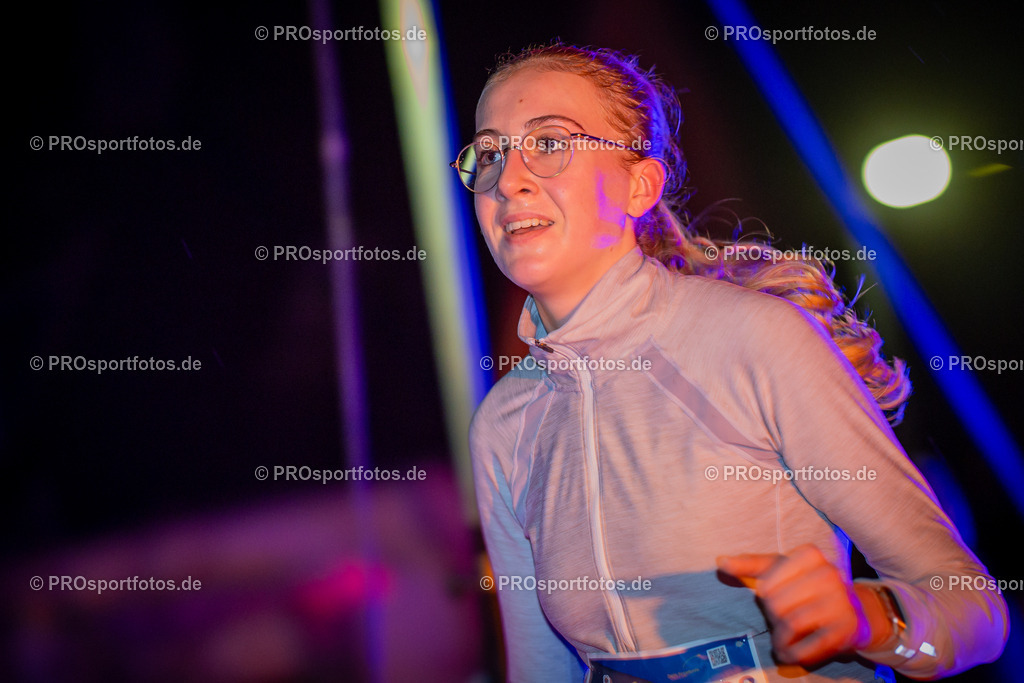 Martinslauf Sindorf 2023 in Kerpen-Sindorf, 09.11.2023 | Impressionen vom Martinslauf Sindorf 2023 am 09.11.2023 in Kerpen-Sindorf (Nordrhein-Westfalen).