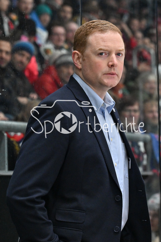 Augsburger Panther - Nürnberg Ice Tigers | im Bild Mitch O´KEEFE Cheftrainer Nürnberg Ice Tigers / Freisteller / Einzelfoto / DEL: Augsburger Panther - Nuernberg Ice Tigers, Curt Frenzel Stadion am 06.12.2024
