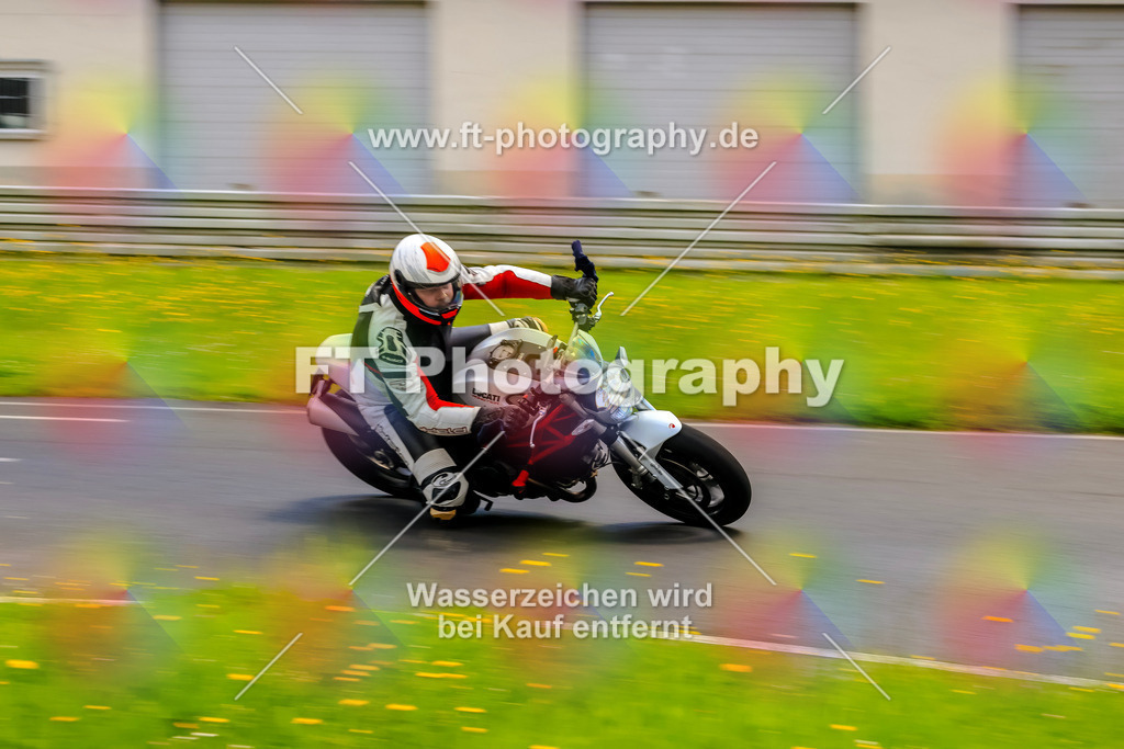 VBK-8014 | Hier findet Ihr Bilder von Touristenfahrten auf der Nürburgring Nordschleife oder von anderen Veranstaltungen die ich besucht habe. Viel Spass beim Durch Schauen 