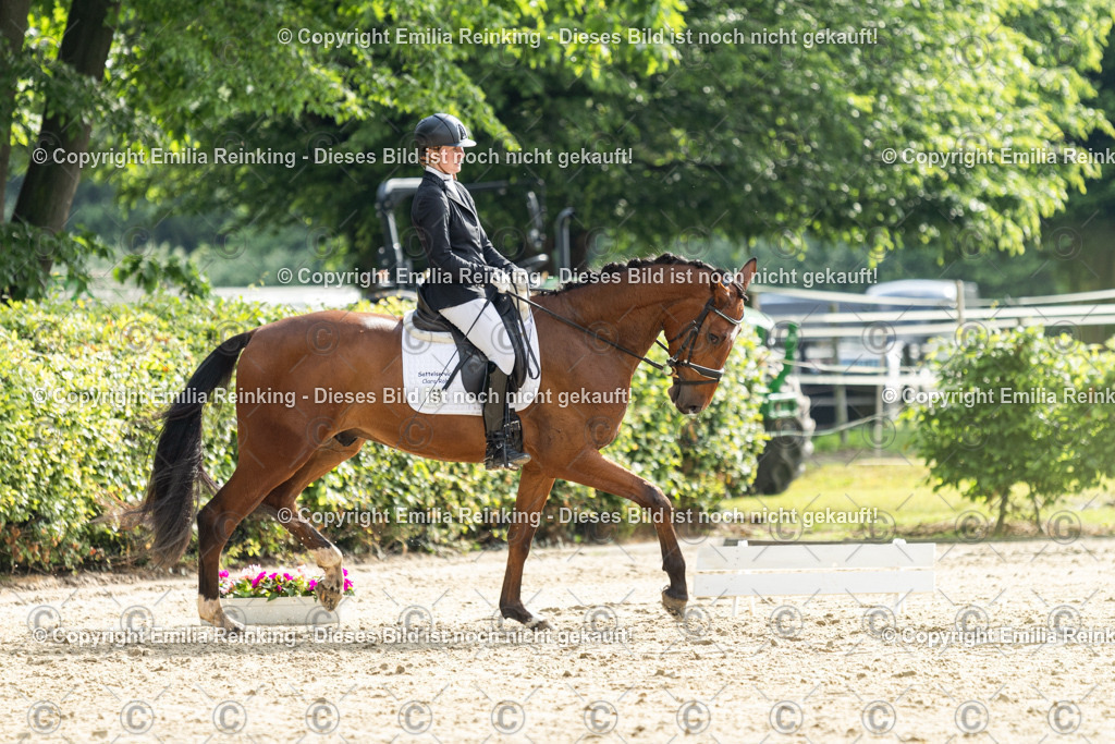 CL5A4294 | Emilia Reinking Fotografie - Realisiert mit Pictrs.com