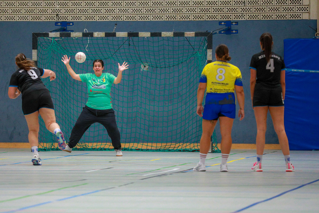 Neukirchen-Duisburg310825_006 | Bildergalerie von Sport-Ereignissen aber auch von weiteren spannenden Dingen - nicht nur vom Niederrhein. In Anlehnung an den bekannten Spruch von Hanns Dieter Hüsch heißt das Motto: "Niederrhein ist überall".  - Realisiert mit Pictrs.com