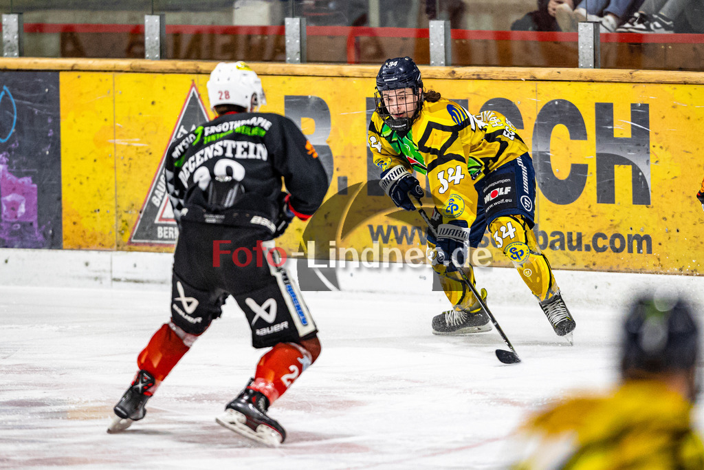 Bayernliga Eishockey, TSV Peißenberg Miners gegen EC Pfaffenhofen am 15.1.23 in Peißenberg | Bayernliga Eishockey, TSV Peißenberg Miners gegen EC Pfaffenhofen am 15.1.23 in Peißenberg
