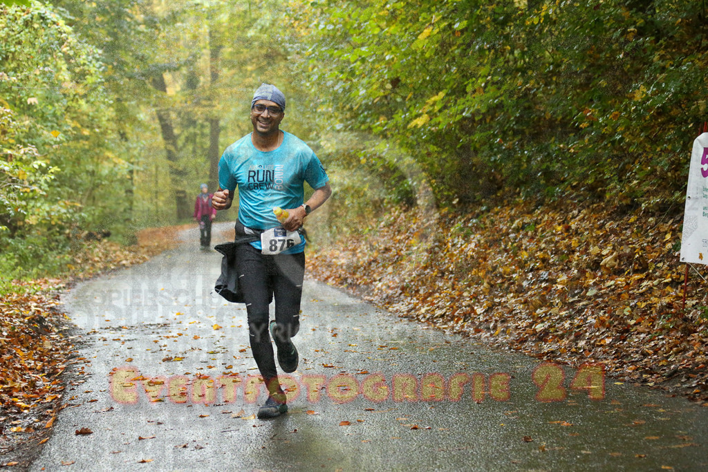 241027_1449_EX1_7468 | Sportfotografie im Rhein-Sieg Kreis, Köln, Bonn, NRW, Rheinland Pfalz, Hessen, etc. Unser Tätigkeitsfeld umfasst den Laufsport vom Volkslauf über den Marathon, Duathlon, Triathon bis zum Ultralauf wie Kölnpfad Ultra oder Schindertrail.