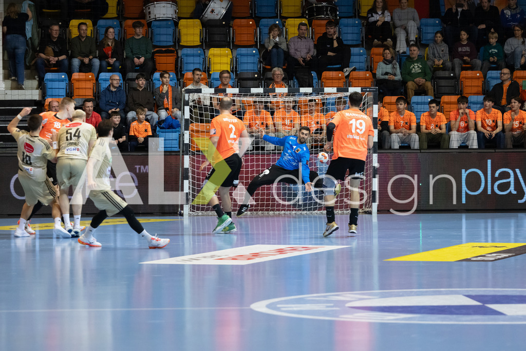 Handball I Herren I Saison 2025-2026 I EHF EUROPEAN LEAGUE 2025/26 | Men I Main Round I 2. Spieltag I Kadetten Schaffhausen - TSV Hannover-Burgdorf I 24.02.2026 | 1 Moreno Car (HR) (Kadetten Schaffhausen) – Torhüter - Parade - Realisiert mit Pictrs.com