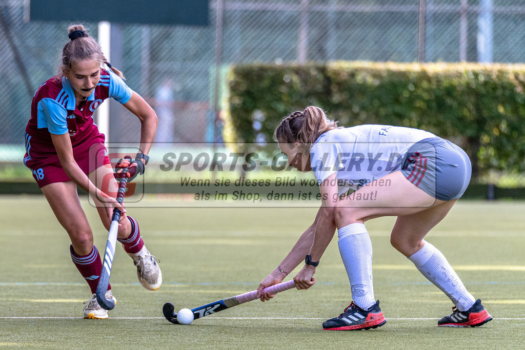 SM_20240915-D5A_2055 | 1.Bundesliga Feldhockey (W) UHC - MSC / 3:0 n.P. (0:0,0:0)