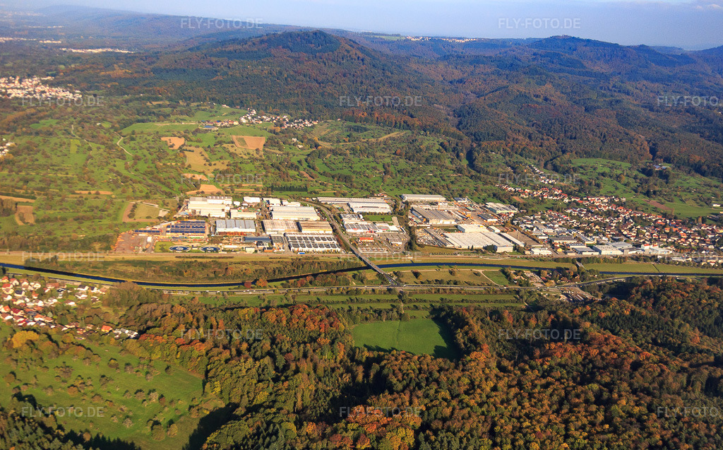Luftbild: Industriegebiet an der Murg mit König Metall GmbH & CO. KG und SWARCO DAMBACH GmbH im Ortsteil Bad Rotenfels in Gaggenau im Bundesland Baden-Württemberg in Deutschland.Foto: IMG_075297.jpg vom 26.10.2014 durch Werner Riehm/FLY-FOTO.deKÖNIG METALL - in der KÖNIGsklasse!SWARCO | The Better Way. Every Day