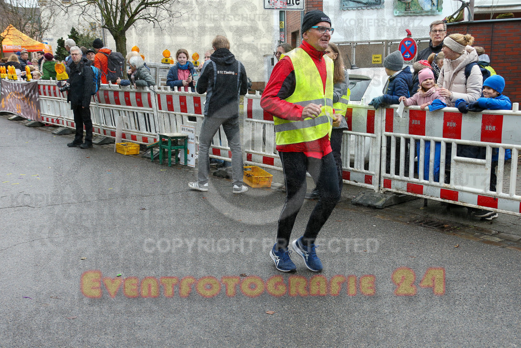 251130_1025_EX1_5058 | Sportfotografie im Rhein-Sieg Kreis, Köln, Bonn, NRW, Rheinland Pfalz, Hessen, etc. Unser Tätigkeitsfeld umfasst den Laufsport vom Volkslauf über den Marathon, Duathlon, Triathon bis zum Ultralauf wie Kölnpfad Ultra oder Schindertrail.