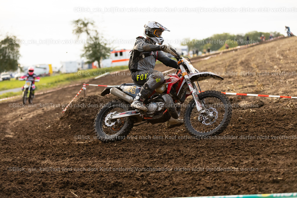 E68A2095 | blick_win_kel