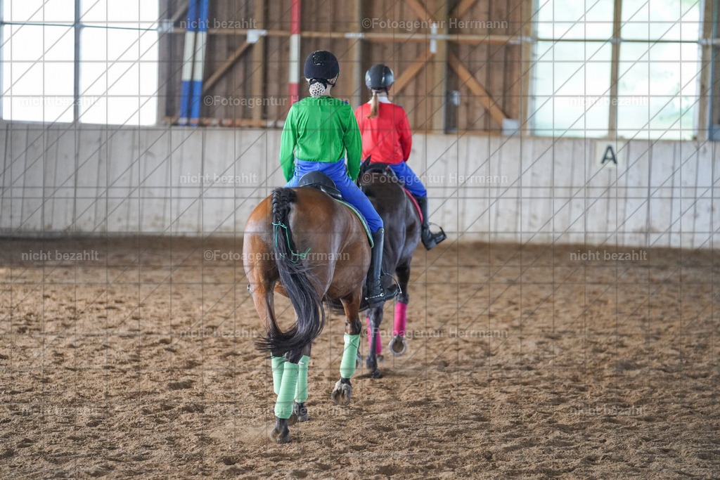 20230917-FAH09737 | Landsberg am Lech, 2023, Kaufbeuren, Kempten, Allgäu, Turnierfotografen Bayern, Fotoagentur Herrmann, Turnierbilder, Reitsport Fotos, Pferdefotograf, Augsburg, Bad Tölz, Dachau, Karlsfeld, Memmingen, Buchloe, Schwabmünchen