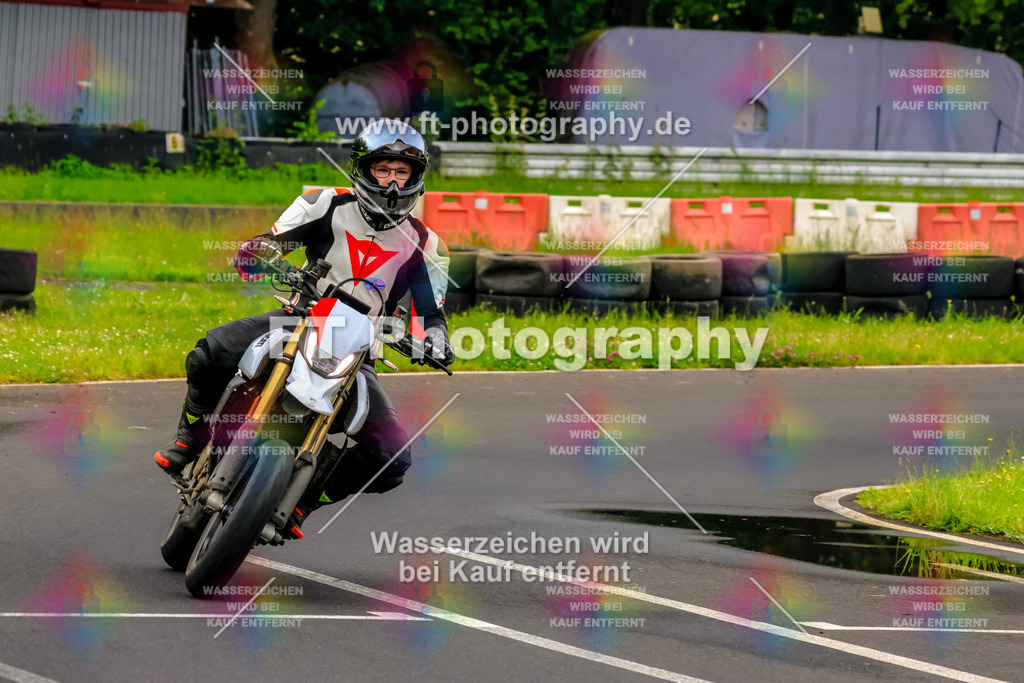 VBK-6647 | Hier findet Ihr Bilder von Touristenfahrten auf der Nürburgring Nordschleife oder von anderen Veranstaltungen die ich besucht habe. Viel Spass beim Durch Schauen 