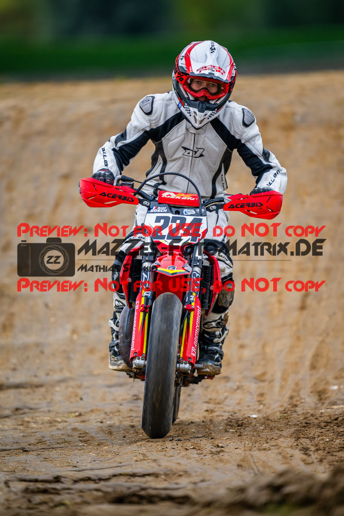 MaZZes_Fotomatrix_20240929_6007705_8229 | S4