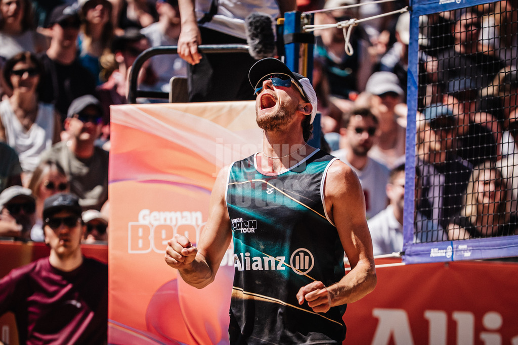 Beachvolleyball | Männer | Allianz German Beach Tour 2025 | Tourstop Düsseldorf | 11.05.2025 | Paul Henning ärgert sich