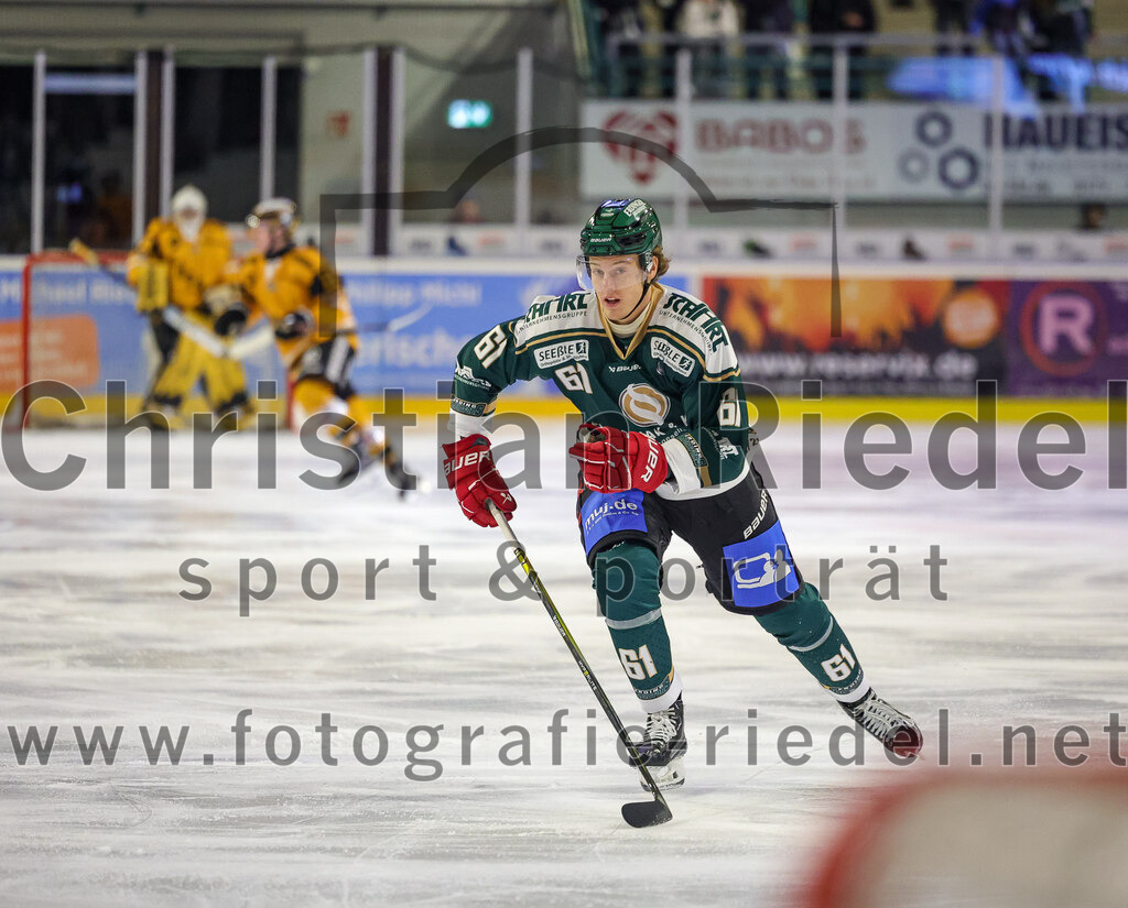 2025-11-02_015_TSV_Erding_gegen_EV_Fuessen | Erding, Deutschland, 02.11.2025:Eishockey, Oberliga Süd 2025 / 2026, 15. Spieltag, TSV Erding gegen EV Füssen, Endergebnis: 2:6Moritz Köttstorfer (Erding Gladiators, #61)Foto: Christian Riedel / fotografie-riedel.net