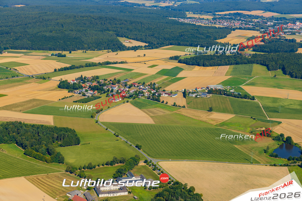 Neudorf Konnersreuth Bild- Das Luftbild wurde 2025 vom UL-Flugzeug heraus erstellt ( keine Drohne ) - Hochauflösende Luftaufnahme -Nicht vergleichbar mit Google Maps oder Satelittenbilder- Die Geschenkidee !Mit Lizenz und Bildrechte bestellbar