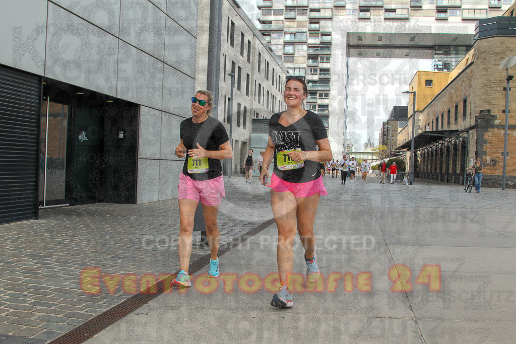 250920_1334_EV4_6134 | Sportfotografie im Rhein-Sieg Kreis, Köln, Bonn, NRW, Rheinland Pfalz, Hessen, etc. Unser Tätigkeitsfeld umfasst den Laufsport vom Volkslauf über den Marathon, Duathlon, Triathon bis zum Ultralauf wie Kölnpfad Ultra oder Schindertrail.