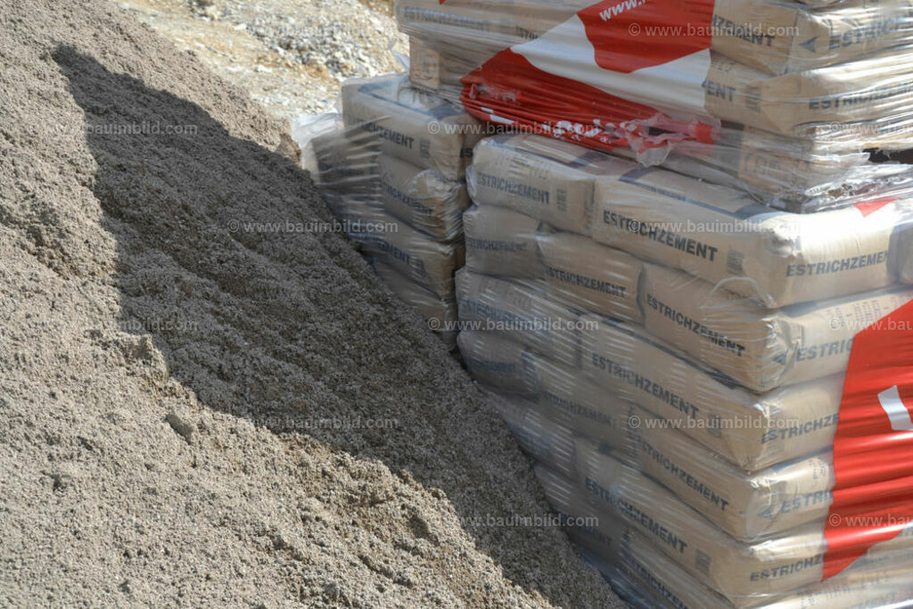 bib-lg19-fussbodenaufbau-0151 | Nach LV-Leistungsgruppen sortierte Detailfotos über den Bau eines Hauses. Alle Hausbau-Bilder direkt vom Urheber und Autor der Website Haus-Selber-Bauen.com