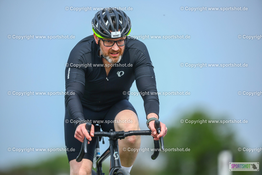 546_TRA56692 | Neusiedlersee Radmarathon 2026@sportshot_your_pictrs #yourpictures#roadtowm2029 #nrm #neusiedlerseeradmarathon #neusiedlersee #neusiedlerseetourismus #burgenland #mörbisch #nrm26 #burgenlandtourismus #voglundco #poweredbyburgenlandtourismus #radsport #rad #marathon #ucigranfondo #visitburgenland #ucigranfondoworldseries