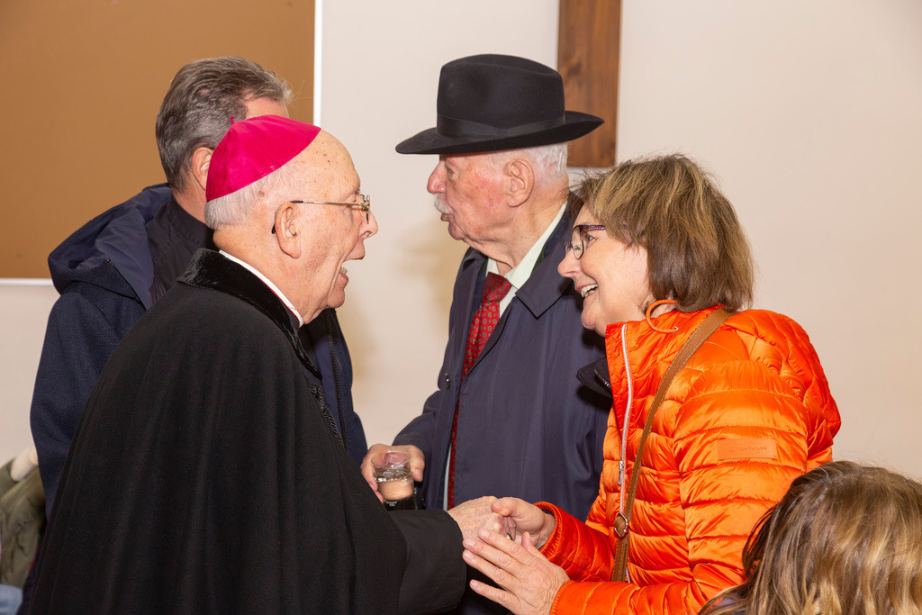 Festmesse-131 | Fotodoku der Festmesse anläßlich der Seligsprechung von Maria Theresia LEDOCHOWSKA 1975, zelebriert von Altbischof DDr. Klaus Küng und Pfarrer Mag. Zenon PAJAK in der Pfarrkirche Loosdorf. 