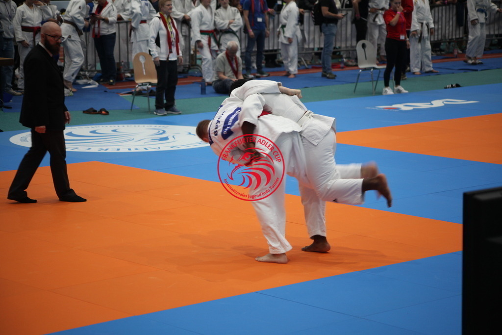 IMG_1188 | Fotos vom Adler Cup - Pictures from Adler Cup

Hier findet Ihr alle Eindrücke und großen Momente der Adler Cup Wochenenden. Here you will find all impressions and great moments of the Adler Cup weekends. - Realisiert mit Pictrs.com