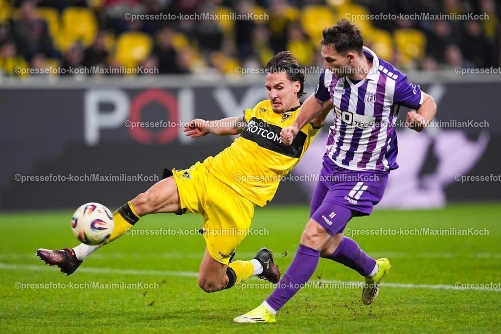 xYDRx17012601052 | 17.01.2026, xydrx, Fußball, 3.Liga, TSV Alemannia Aachen - VfL Osnabrück, Saison 2025 2026, Tivoli: Petros Bagalianis (TSV Alemannia Aachen #2) im Zweikampf gegen Robin Meißnern (VfL Osnabrück #11)       DFB regulations prohibit any use of photographs as image sequences and or quasi-video. Photo: xYannisxDreimannxPressefotoKochx