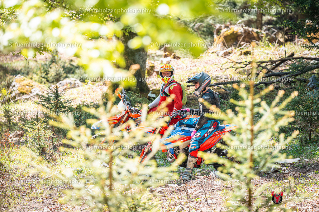 fuernholzer_250501-C2-163 | Fotografische Impressionen von der Red Stag Enduro Extreme by fuernholzer-photography.com. Endurosport in Österreich fotografisch festgehalten von fuernholzer. Auftragsfotografie für Private, Gewerbefotos und Industriefotografie. Eventfotografie, Sportfotografie und Motorsportfotografie. Anbieter von Fotoworkshops, Fototraining, fotografischen Vorträgen und Fotoseminaren.