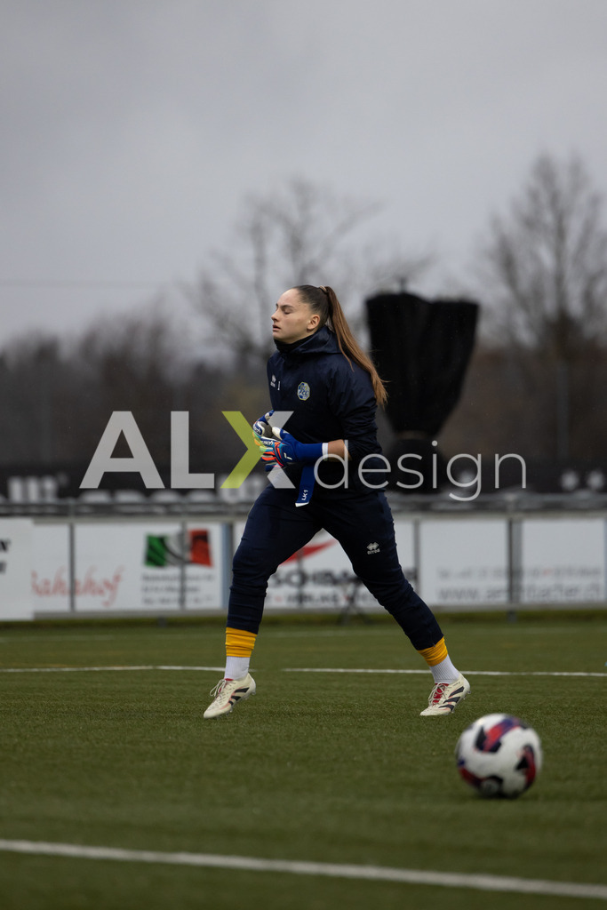 Fußball I Frauen I Saison 2025-2026 I AXA Women's Super League | Women I 14. Spieltag I Grasshoppers Club Zürich - FC Luzern I 14.02.2026 | 1 Lea Kramoviku (CH) (FC Luzern) – Tor - Realisiert mit Pictrs.com
