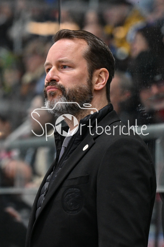Augsburger Panther - Schwenninger Wild Wings | im Bild Thomas DOLAK CO-Trainer Augsburger Panther / Freisteller / Einezlfoto / DEL: Augsburger Panther - Schwenninger Wild Wings, Curt Frenzel Stadion am 24.01.2025