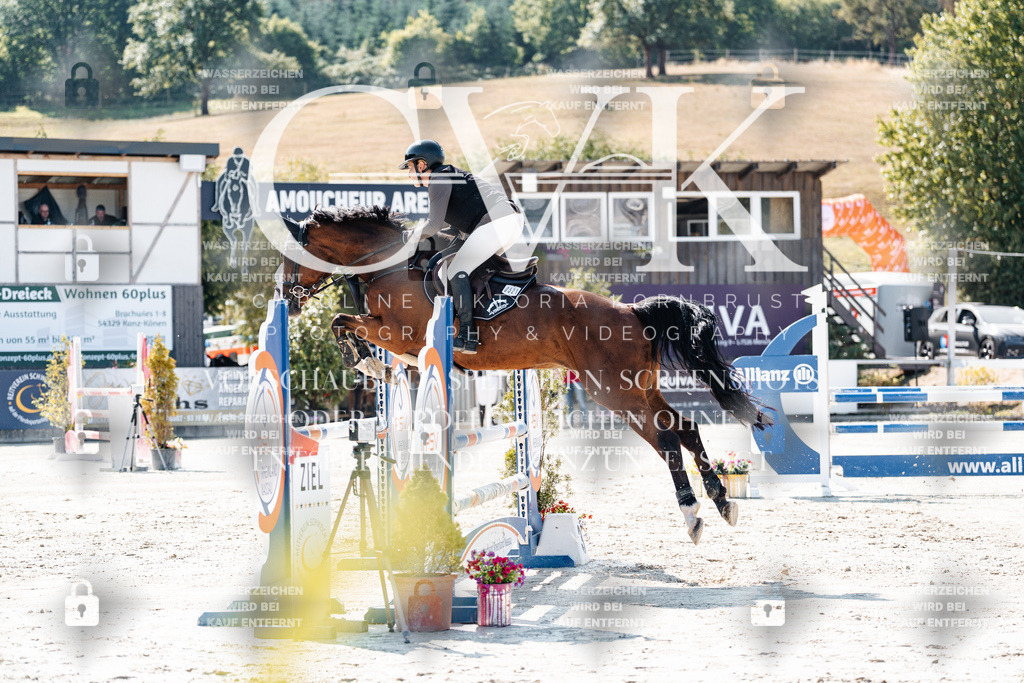 CK908341 | Turnierfotografie Pferdefotografie Trier Rheinland-Pfalz Pferdesport Reitsport Tierfotografie Sportfotografie Pferdevideo Pferdevideografie Equestrianvideography equestrianphotography  - Realisiert mit Pictrs.com